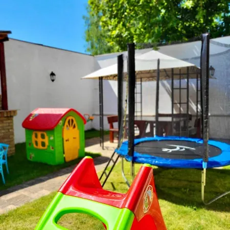 בית הארחה Mystique בלגרד