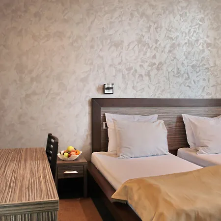 ゲストハウス Mystique