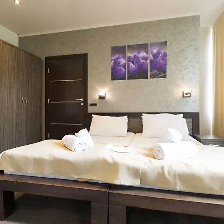 Mystique Белград