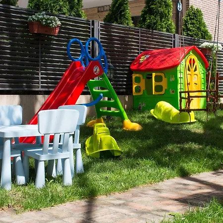 Mystique 4* ベオグラード