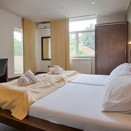 Guest house Mystique
