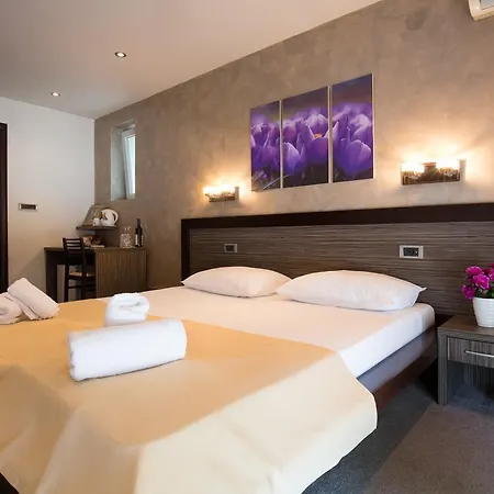 Mystique 4* Belgrade