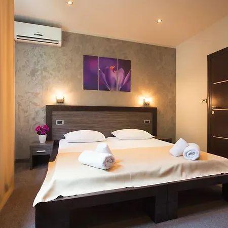 Mystique בית הארחה