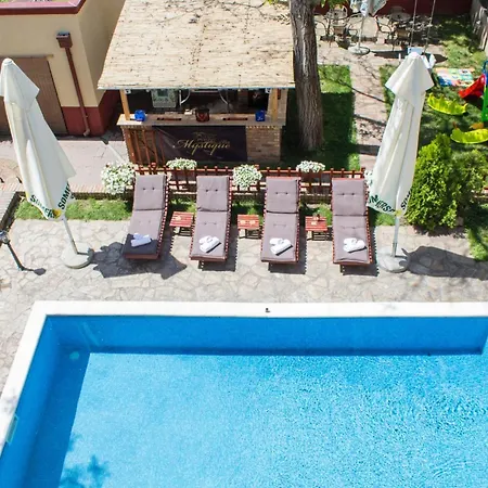 ゲストハウス Mystique